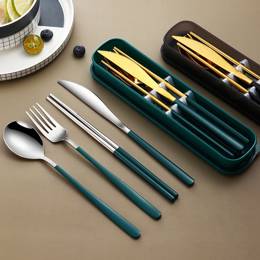 4 Piece Cutlery Set With Case 2