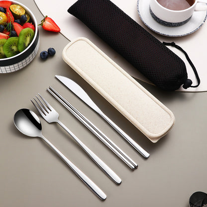 4 Piece Cutlery Set With Case Silver